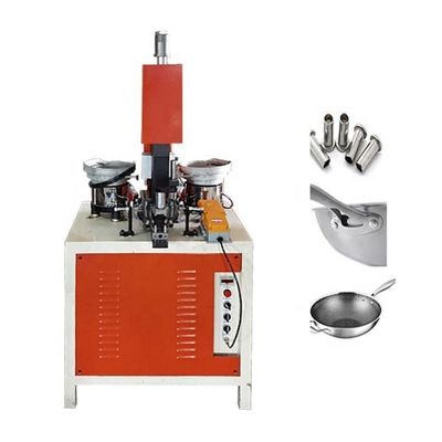 Servo Automatische het Vastnagelen Machine voor Aluminium die Pan Pot Making braden