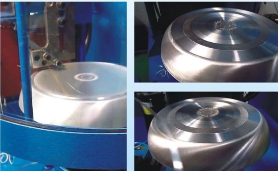 Buiten Oppoetsende Machine voor van het de Dekkingspoetsmiddel van de Metaaldekking de Oppoetsende Machine voor Cookware-Dekkings2000r/min Vacuümadsorptie