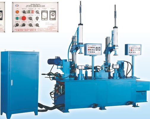 140r/min buiten Oppoetsende Machine voor Metaaldekking/Cookware-Dekkingspoetsmiddel van de multi-Posten het Autodekking