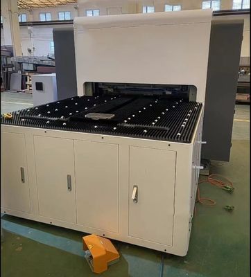 1.8m Sucker Type Centrum Buigmachine Automatische Plaat Metal Buigmachine