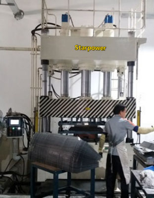 Omgekeerde tekentechnologie Hydraulische persmachine voor keukenapparatuur