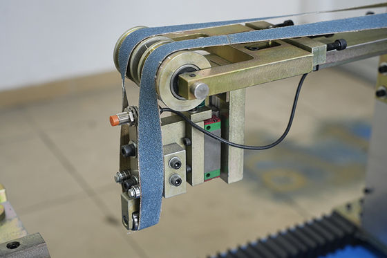 Automatische horizontale slijpmachine voor watertank / wasbak / pan binnentank