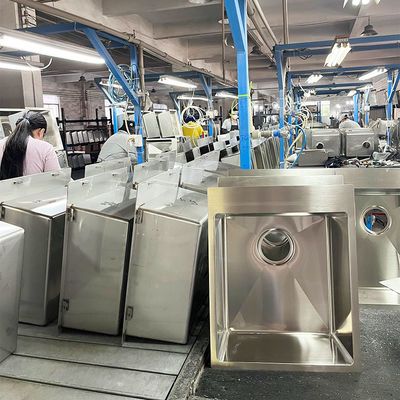 Multifunctionele complete set van commerciële productieapparatuur voor wasbakken