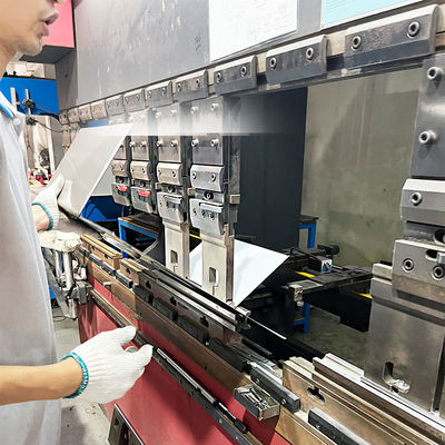 Stainless Steel Sheet Bending Machine voor wastafels in commerciële keukens en huishoudelijke toepassingen