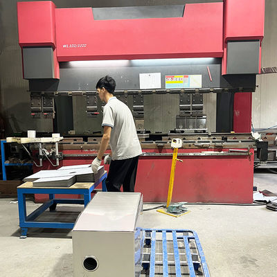 Hoogwaardige borduurmachines voor het buigen van platen voor de decoratie van gebouwen met 304 roestvrij staal