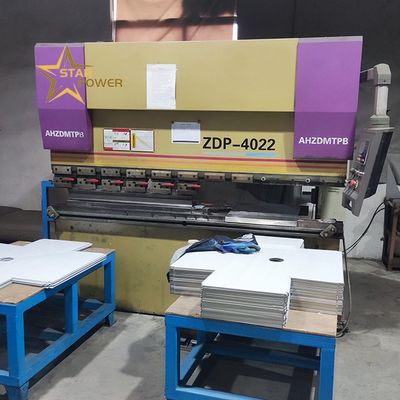 Productielijn voor automatische buigmachines