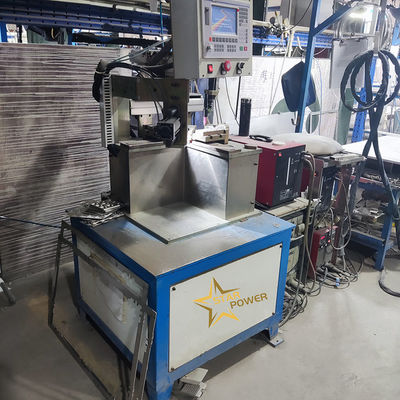 High-speed slijpmachine voor keuken wasbak meubilair en precieze interne verticale naad afgeronde hoek verwerking