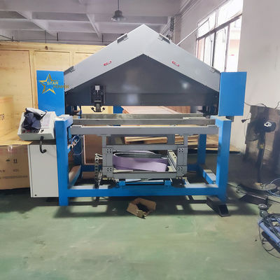 Compact ontwerp driehoekspoelband Sander voor metalen oppervlaktebehandeling van roestvrij staal aluminium koper en meer
