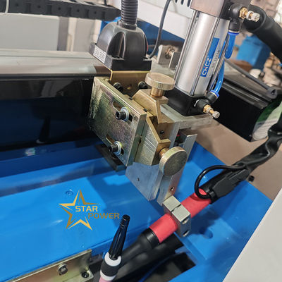 Hoge efficiëntie en hoge automatisering van speciale machines voor het lassen van rechte naden