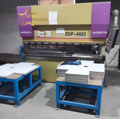 Goede prijs Intelligente buigmachine voor het buigen van de wasbak met een afstand tussen kolommen van 1300 mm online
