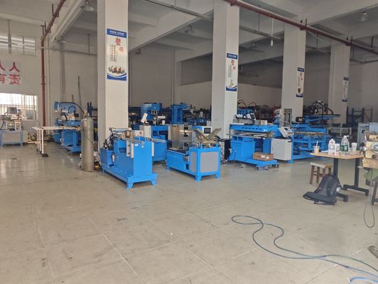 Automatische productielijn voor handmatige gootsteen om de productie efficiënter en kwalitatief sneller te maken